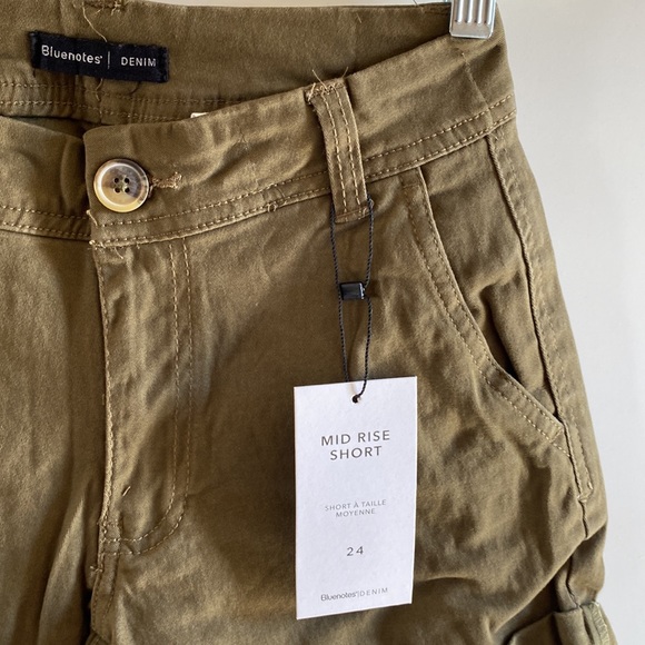 New Vintage Folded Hem Mid Rise Shorts 💜 - Picture 4 of 5